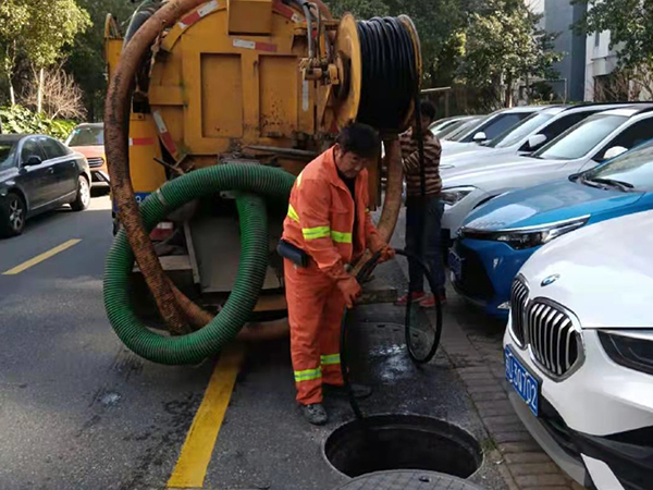 尖山排污管道清淤
