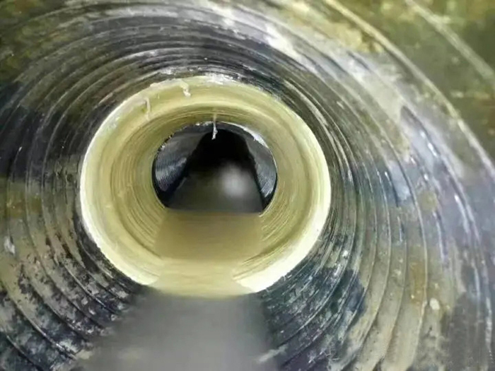 尖山内衬修复法通常适用于哪些类型的断面管道